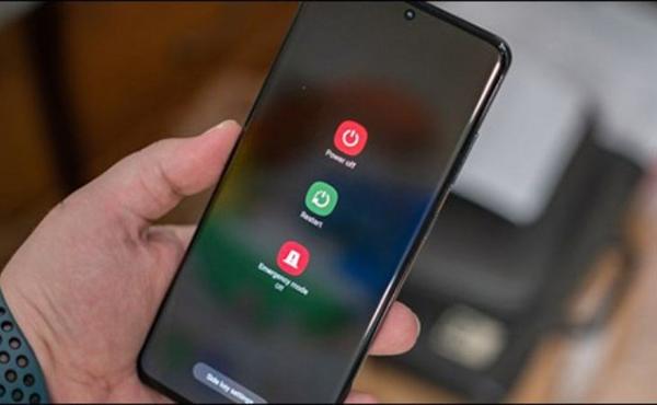 Hướng dẫn chi tiết các cách xử lý điện thoại bị treo logo