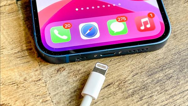 Lưu ý quan trọng khác: Nhiệt độ và phụ kiện sạc