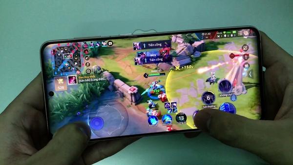Các yếu tố cần cân nhắc khi chọn mua điện thoại Samsung chơi game