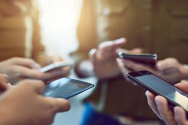 Thực trạng sử dụng và lợi ích không thể phủ nhận của smartphone