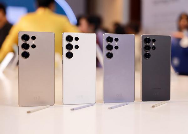 Thiết kế và Màn hình: Pixel 9 Pro đổi mới, S25 còn là ẩn số?